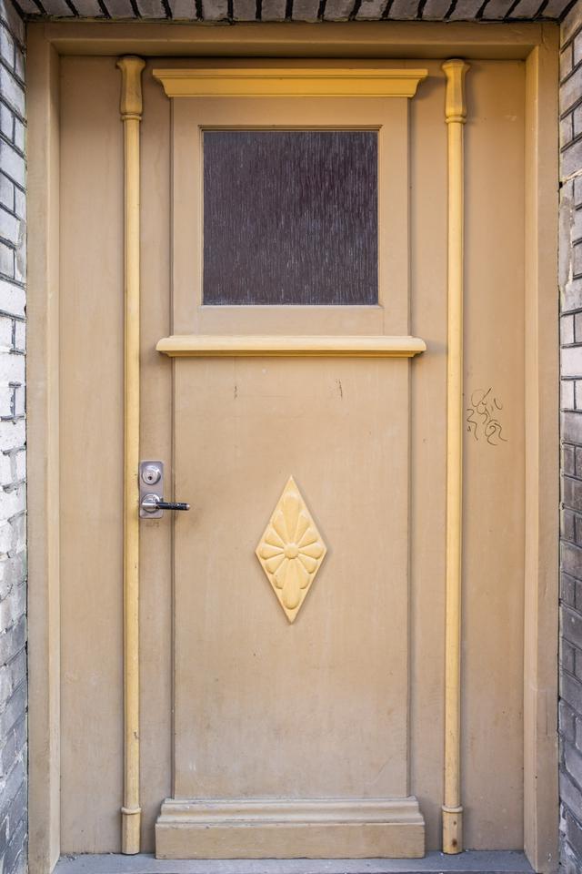 Valgevase 5